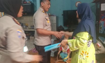 Kapolsek Cipondoh Kunjungi Anggotanya Yang Mempunyai Anak Berkebutuhan Khusus