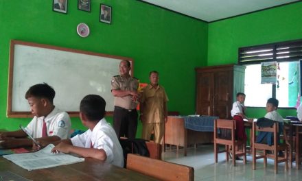 Berikan Motivasi Giat Belajar Serta Disiplin Terhadap Murid di SDN III Kampung Melayu