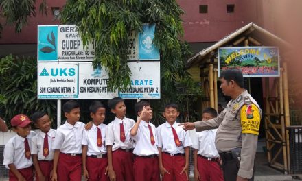 Aiptu Sulaiman sampaikan pesan kepada pelajar agar hormati Guru di Sekolah