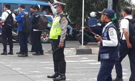 Pelayanan Sore hari di M1 Selapajang Jaya dengan 3 S