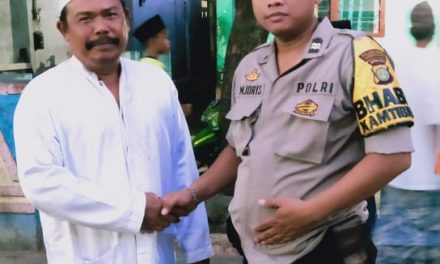 Binmas Polsek Jatiuwung Aiptu M. Idris Silaturahmi Dengan Pengurus DKM Masjid Nurul Iman