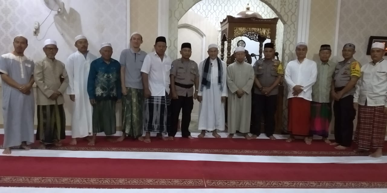 Ciptakan Situasi Sejuk di tengah Masyarakat dengan Shubuh berjamaah