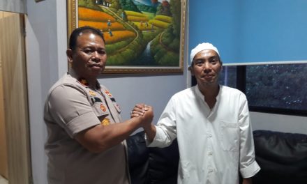 Kapolsek Neglasari gandeng Ketua DPC FPI bersama ciptakan situasi yang sejuk dan damai