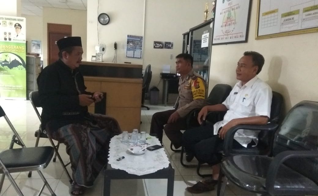 Aiptu Sulaiman sambangi Kantor Kelurahan Kedaung Baru