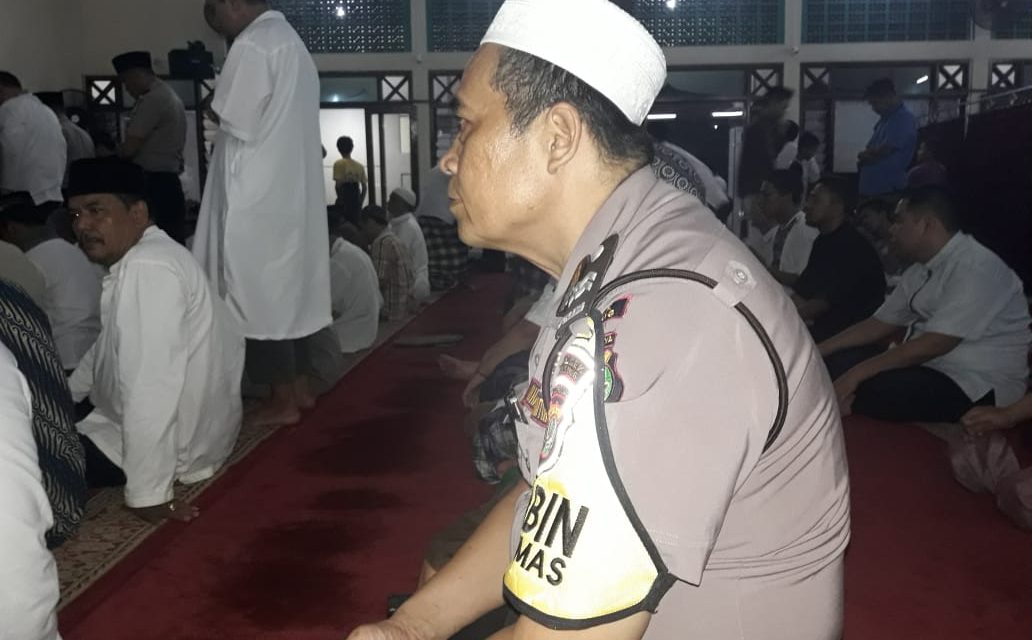 AIPTU APENDIH BHABINKAMTIBMAS KELURAHAN PANINGGILAN UTARA  GIAT POLISI CINTA MASJID