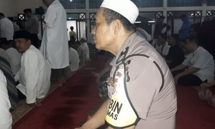 AIPTU APENDIH BHABINKAMTIBMAS KELURAHAN PANINGGILAN UTARA  GIAT POLISI CINTA MASJID