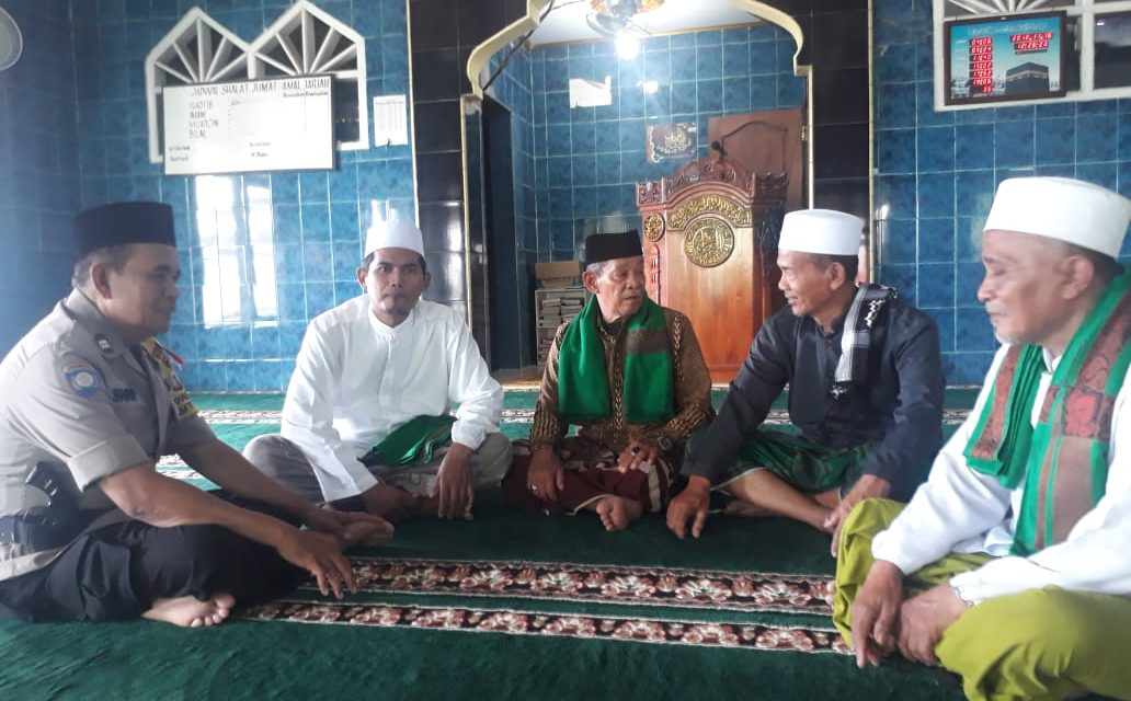 Binamas Polsek Benda Sampaikan Himbuan Kamtibmas Kepada Jama’ah Sholat Jum’at.