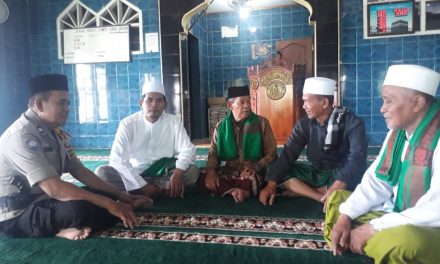 Binamas Polsek Benda Sampaikan Himbuan Kamtibmas Kepada Jama’ah Sholat Jum’at.