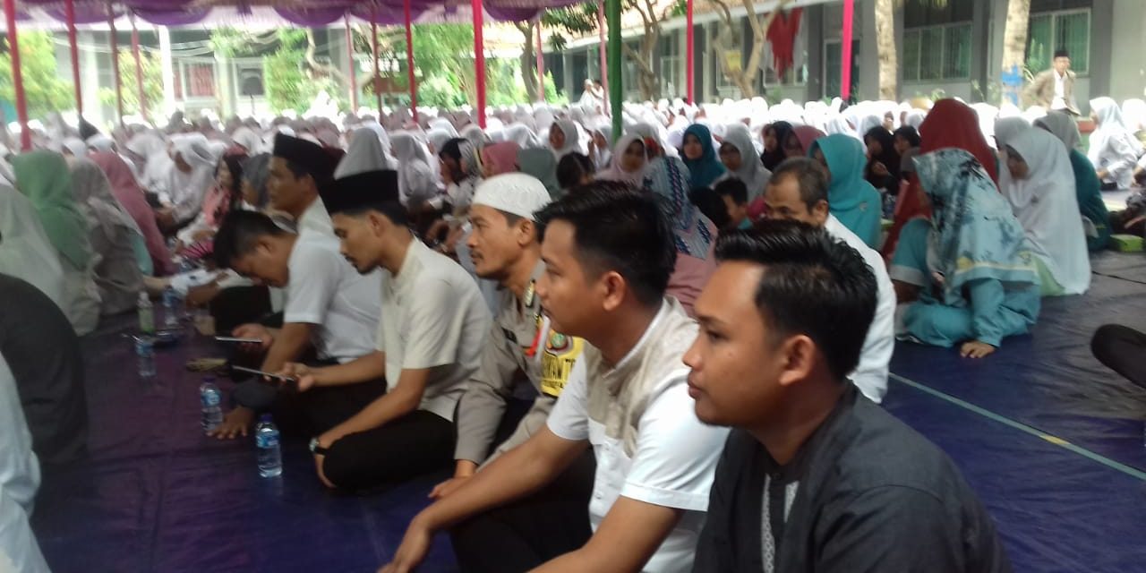 Bhabinkamtibmas Menghadiri Acara Peringatan Maulid Nabi Besar Muhammad Saw 1440 H