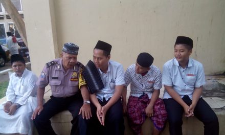 BHABINKAMTIBMAS CIPADU AIPTU M.ACEK MELAKSANAKAN SAMBANG KE PONDOK PESANTREN(Polisi Cinta Pesantren)