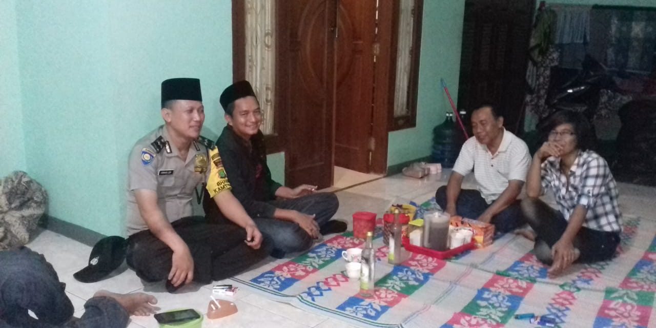 BHABINKAMTIBMAS KELURAHAN KREO AIPDA ISWADI MELAKSANAKAN GIAT POLSANTREN