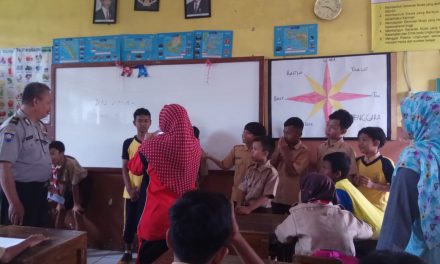 BHABINKAMTIBMAS LARANGAN SELATAN MELAKSANAKAN GIAT POLISI CINTA SEKOLAH