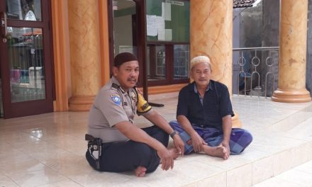 Kegiatan cinta masjid  bhabinkamtibmas polsek batu ceper