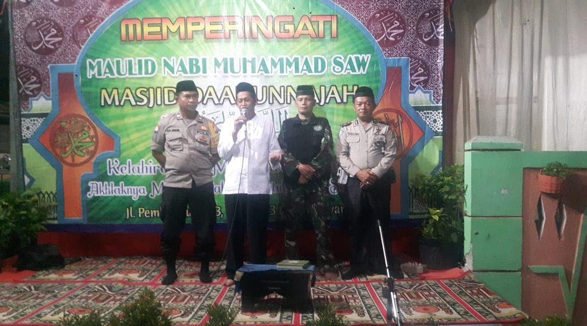 Pawas bersama Bhabinkamtibmas hadiri peringatan Maulid Nabi di Masjid Darunnajah