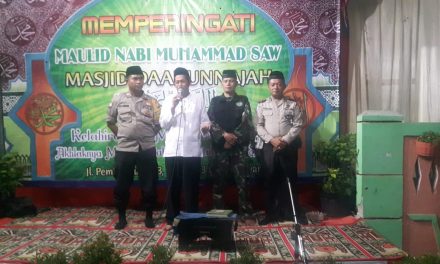 Pawas bersama Bhabinkamtibmas hadiri peringatan Maulid Nabi di Masjid Darunnajah