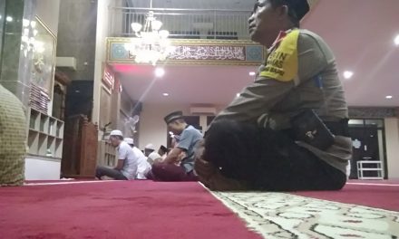 Aiptu Sulaiman imbau Pengurus DKM Usai Shubuh berjamaah