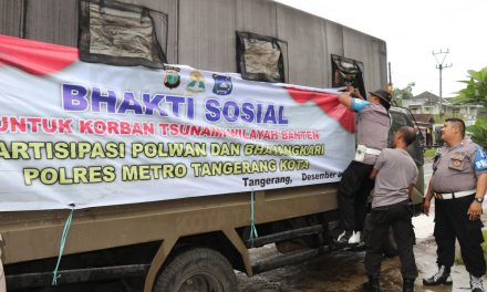 Penyerahan Bantuan Kemanusiaan Polres Tangkot untuk Korban Tsunami