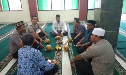 Ciptakan Wilayah Kondusif Jelang Reuni PA 212, Kapolsek Jatiuwung Koordinasi Dengan Para Tokoh