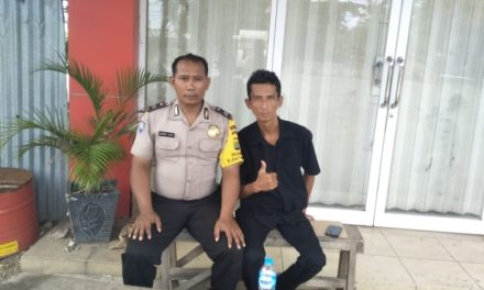 Bhabinkantibmas Polsek Sepatan Aiptu Khaerul Saleh Sambang Security Ruko