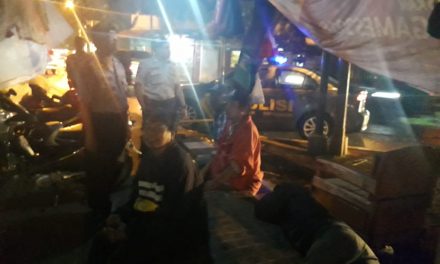 Ciptakan Situasi Aman, Sabhara Polsek Cipondoh Patroli Dialogis