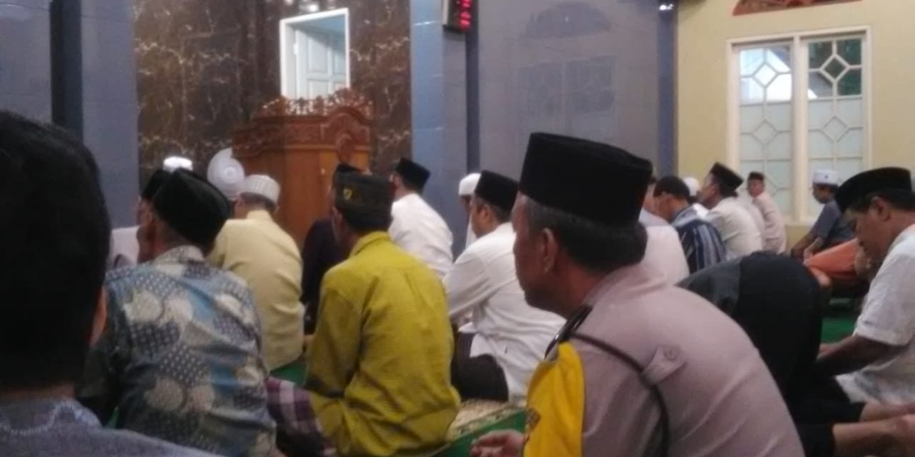 Sholat Subuh Berjamaah Menjadi Ajang Bagi Aiptu Wagimin Menjalin Ukhuwah Islamiyah Dengan Warganya