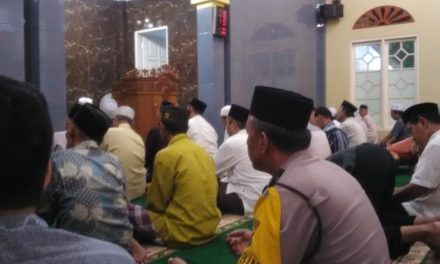 Sholat Subuh Berjamaah Menjadi Ajang Bagi Aiptu Wagimin Menjalin Ukhuwah Islamiyah Dengan Warganya