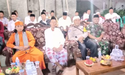 Bhabinkantibmas Polsek Sepatan Aiptu H Zaelani Bersama Babinsa Menghadiri Acara Tabligh Akbar Maulid Nabi Muhammad Saw