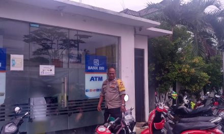 Antisipasi Guan Kamtibmas Menghadapi Tahun Baru 2019 Bhabinkamtibmas  Sambangi Bank BRI