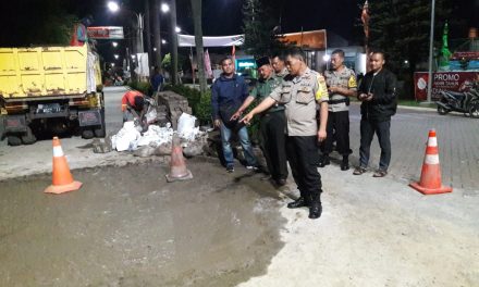 Polsek Cipondoh Cek Dan Kontrol Area Yang Diduga Keluar Lumpur Di Perumahan MetLand Puri