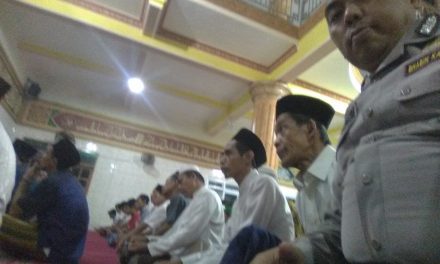 Brigagadir Ali Yamsyah laksanakan sholat subuh berjamaah di masjid An nur