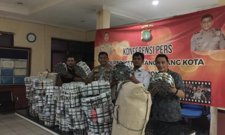 Polsek Cipondoh Berhasil Amankan 12.900 Petasan Saat Operasi Cipta Kondisi