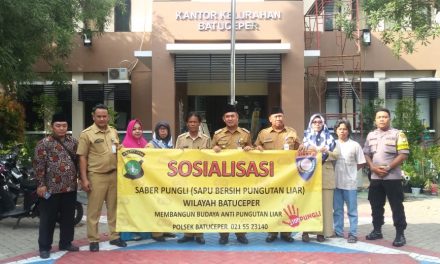 Bapak Aiptu K.Handoko melaksanakan kegiatan sosialisasi saber pungli di kelurahan batu ceper