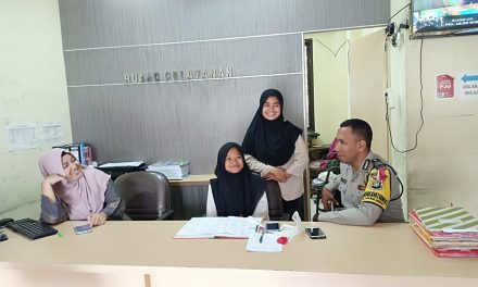 Brigadir Taopik Yusuf kunjungi Siswi Magang di Kantor Kelurahan