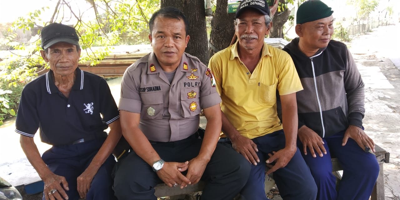 Sambangi tokoh Masyarakat dan warga, Wakapolsek Neglasari ajak kerjasama dalam Harkamtibmas