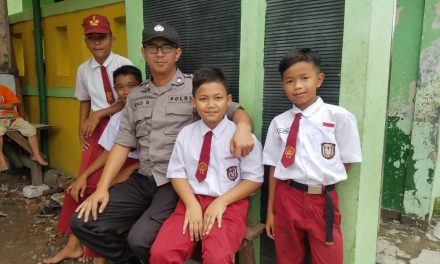 Binamas Polsek Pakuhaji semangati Pelajar Sekolah Dasar