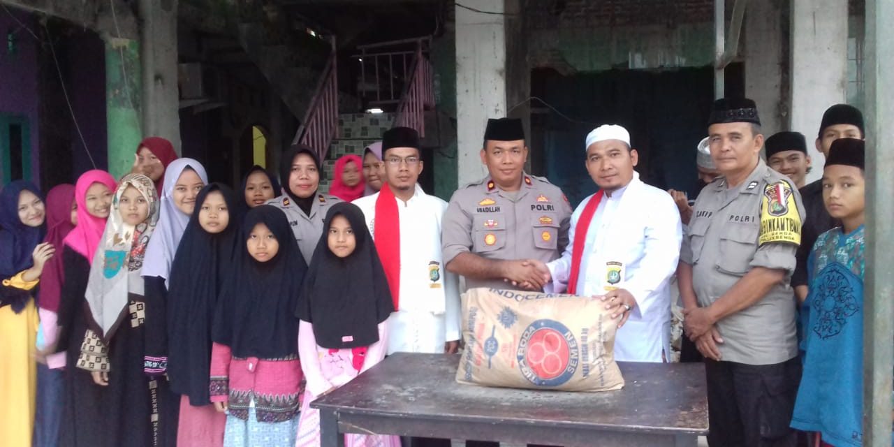 Kapolsek Benda Berikan Bantuan Kepada Rumah Tahfidz Yang Sedang Dalam Proses Pembangunan