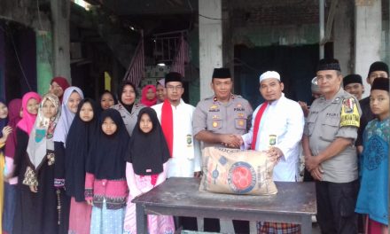 Kapolsek Benda Berikan Bantuan Kepada Rumah Tahfidz Yang Sedang Dalam Proses Pembangunan