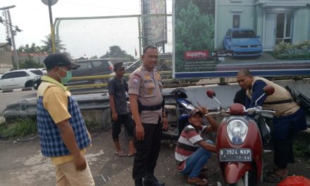 Bhabinkamtibmas Polsek Cipondoh Ajak Juru Parkir Berperan Memelihara Kamtibmas