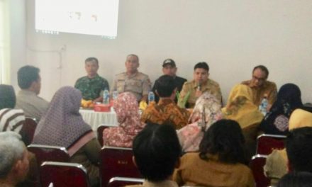 BHABINKAMTIBMAS HADIRI GIAT PENGGALANGAN KOMITMEN AKREDITASI PUSKESMAS KOSAMBI