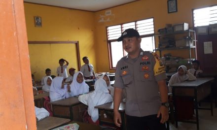 KUNJUNGAN BHABINKAMTIBMAS SAMBANG SEKOLAH SDN SALEMBARAN 1 DESA SALEMBARAN JATI