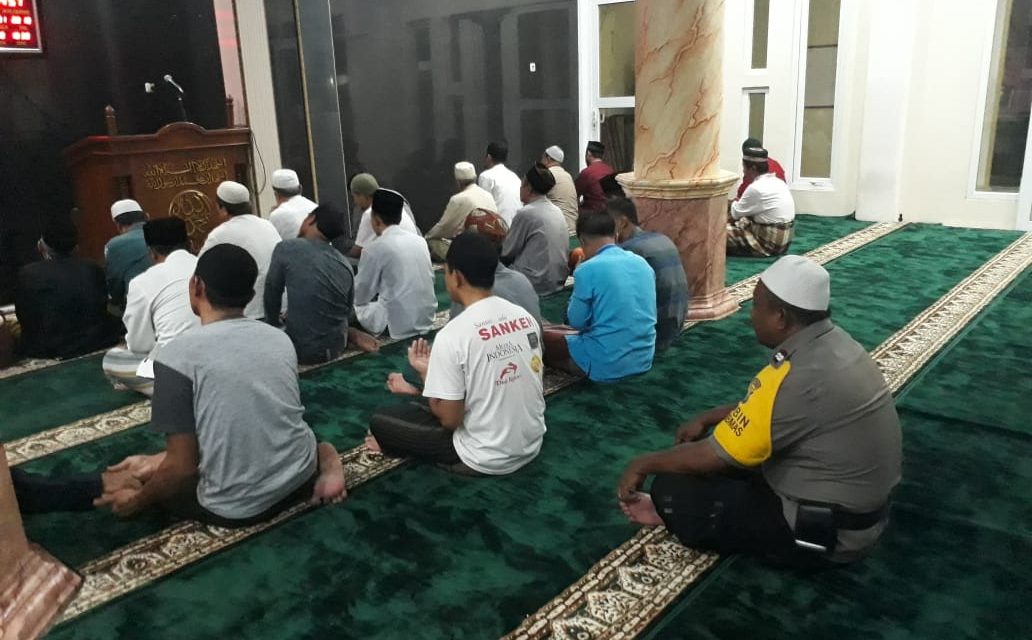 Sholat Subuh Berjamaah Dimasjid Jihadul Mukminin Tingkatkan Keimanan