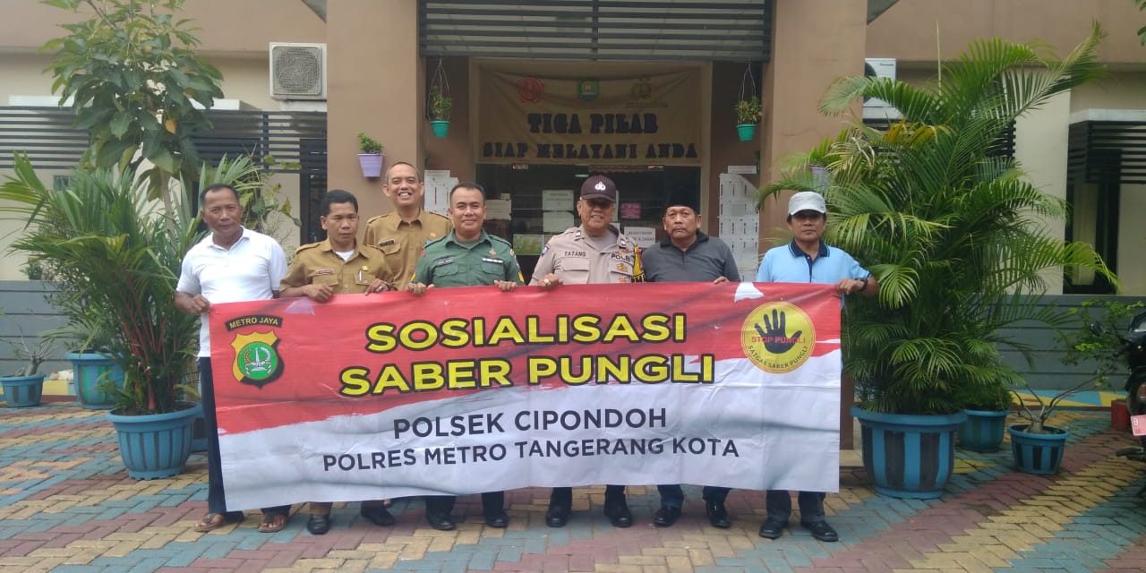 Aiptu Tatang Efendi Hadir di Tengah Warganya Berikan Sosialisasi Saber Pungli