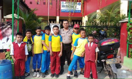 Dengan Sambangi Siswa Sekolah Bhabinkamtibmas Polsek Cipondoh Cegah Terjadinya Bully