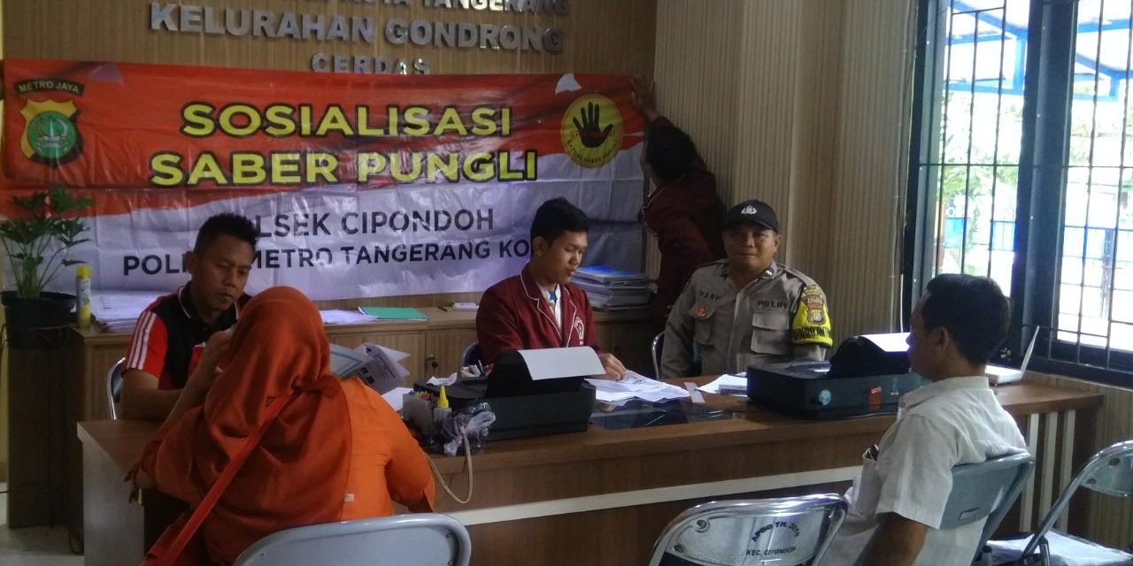 Bhabinkamtibmas Polsek Cipondoh Sosialisasikan Saber Pungli Kepada Staf Kelurahan