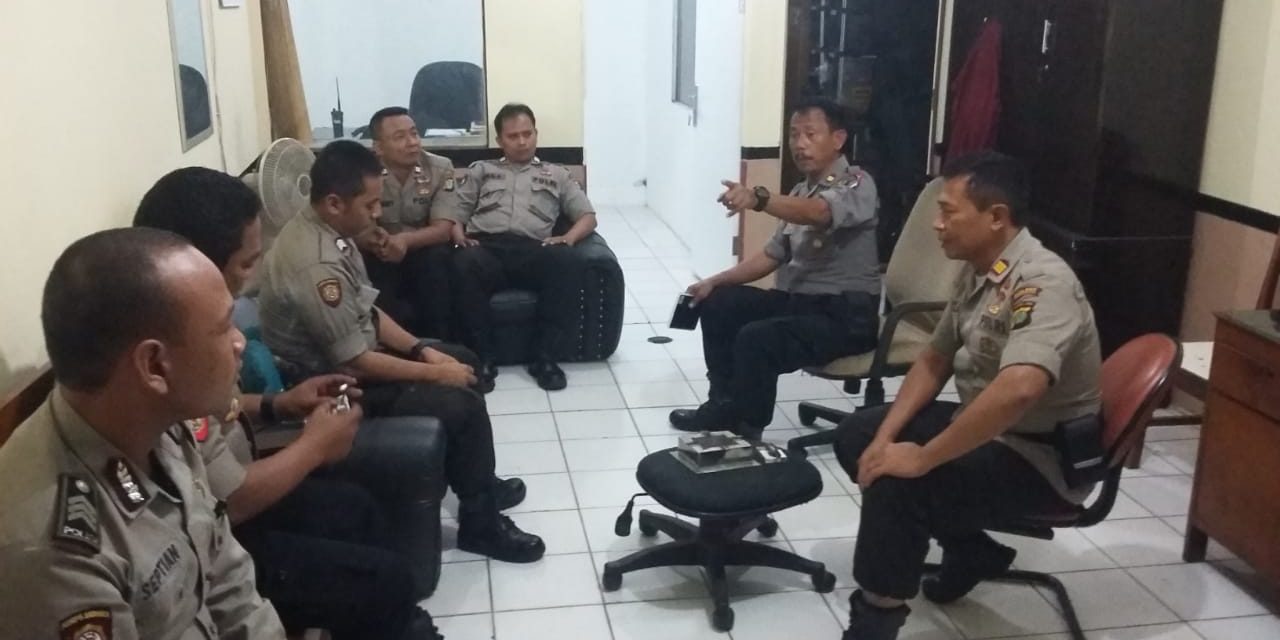 Wakapolsek Cipondoh Pimpin Anev Anggota Unit Sabhara