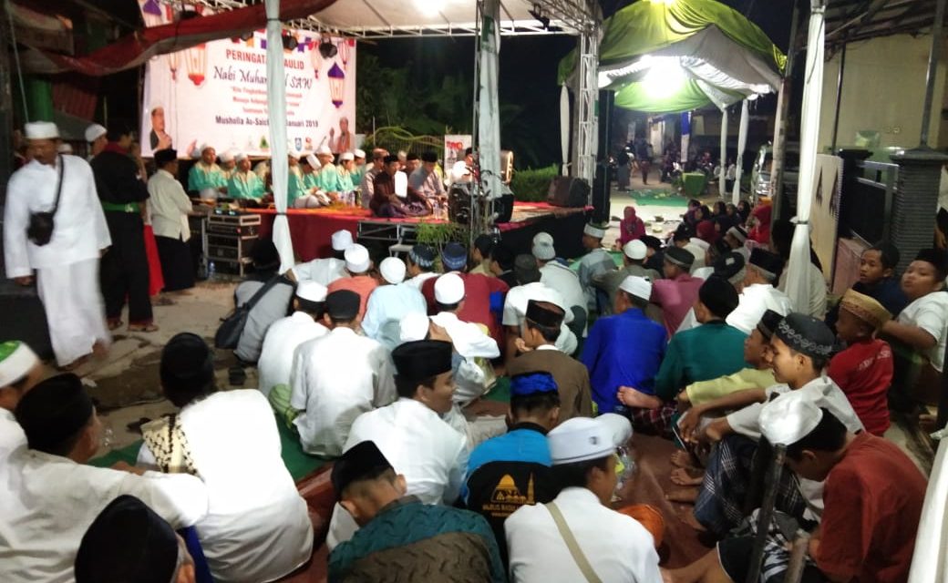 Warga Poris Jaya merayakan kegiatan Maulid Nabi Muhammad SAW 1440 H dan Dengarkan ceramah para Ustadz kondang di wilayah Tangerang