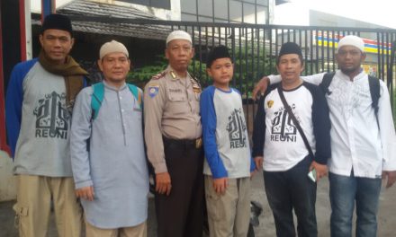 BHABINKAMTIBMAS CIPADU JAYA AIPTU SUHARI MELAKSANAKAN GIAT POLSANTREN