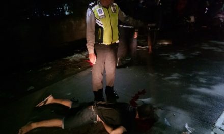 Terjadi Kecelakaan Tunggal di Jl. Gatot Subroto, Polantas Polsek Jatiuwung Evakuasi Korban ke RS An-nisa