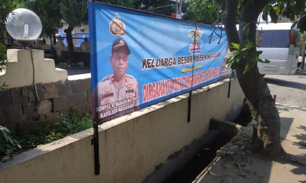 Polsek Neglasari pasang spanduk ‘Dirgahayu Kota Tangerang Ke – 26’