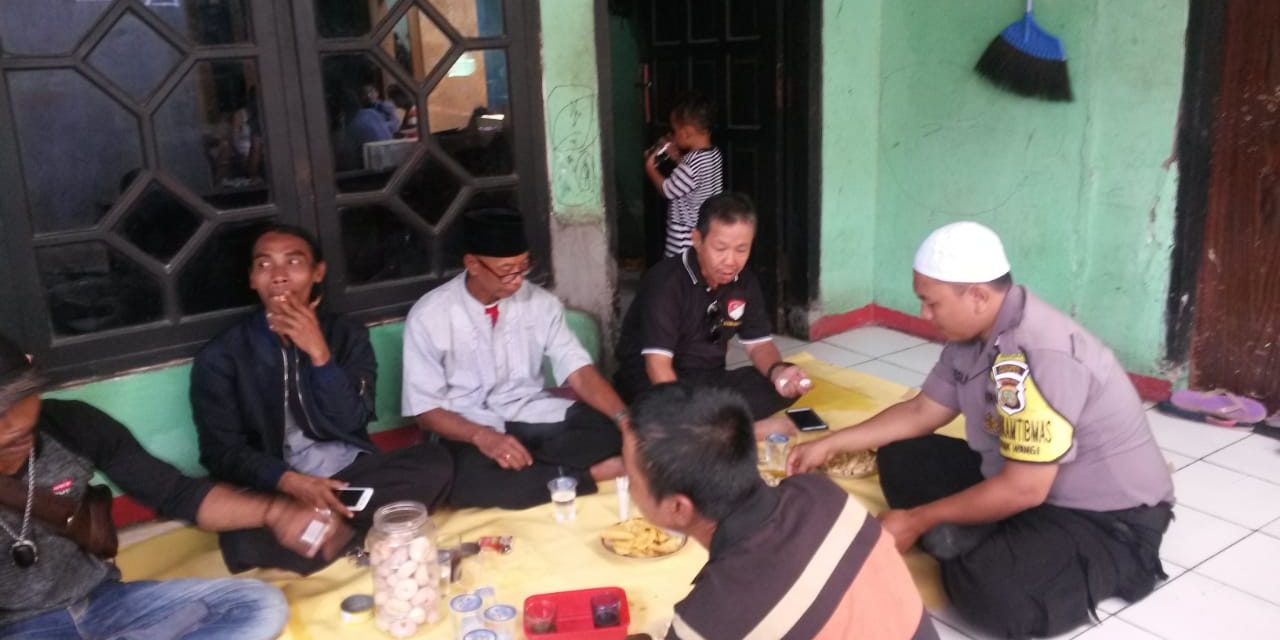 Bhabinkantibmas Polsek Sepatan Brigadir Dedi Kurniawan Sambang Tomas